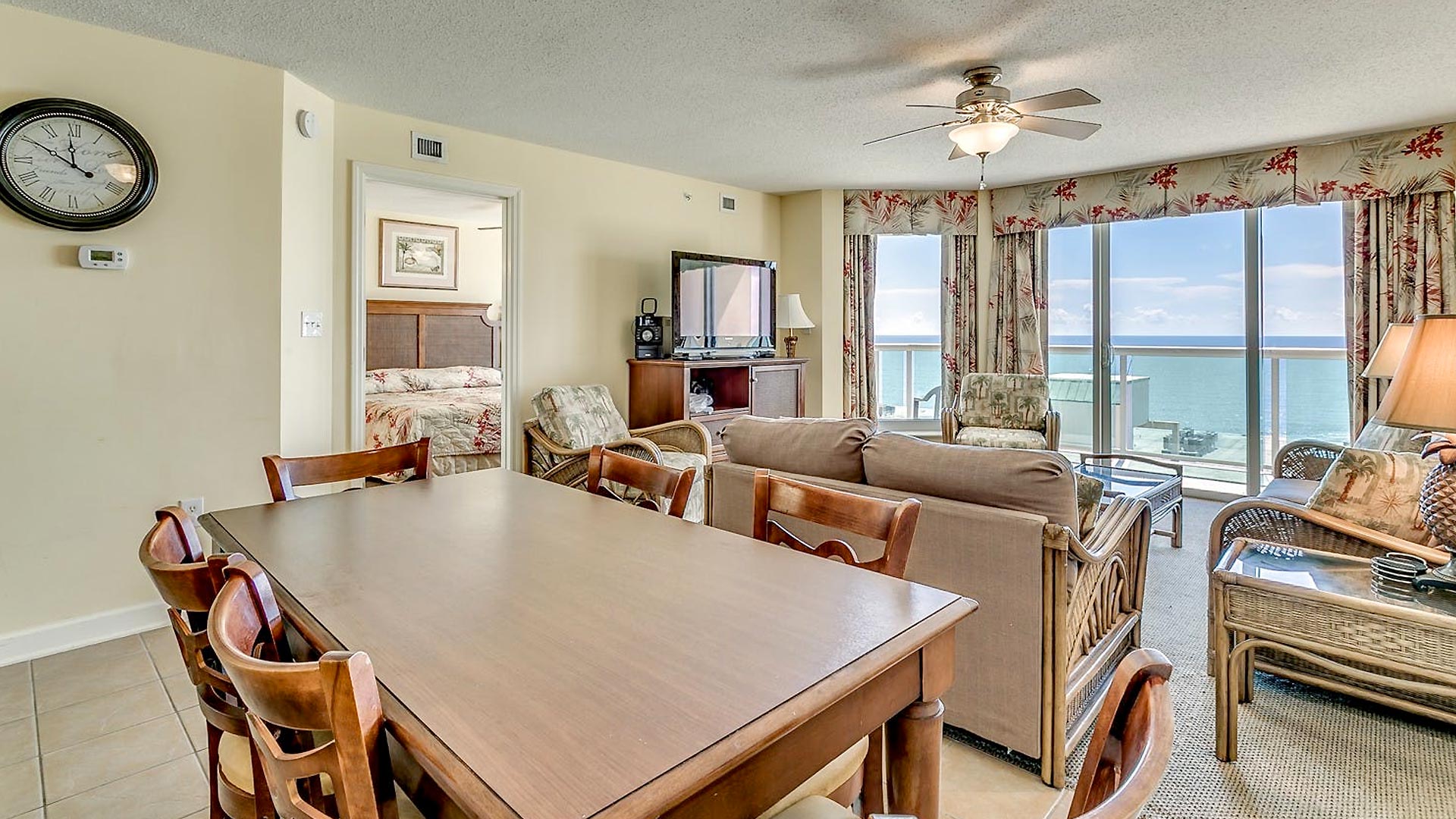 Malibu Pointe Dining Room