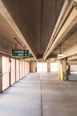 Malibu Pointe Free Parking